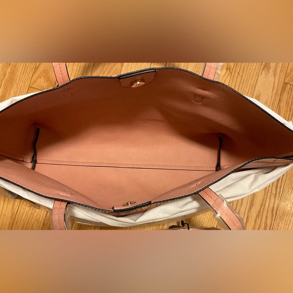 NWT!! De Vesi Pink Tote Retail $200!!! - Picture 5 of 8